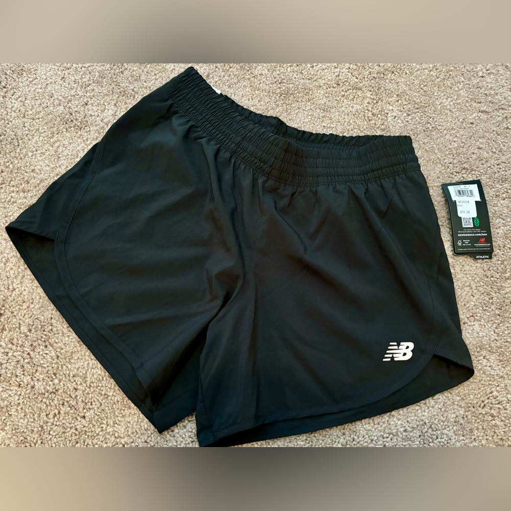 New Balance Accelerate 5 Inch Women Short - Black (Size - Small)